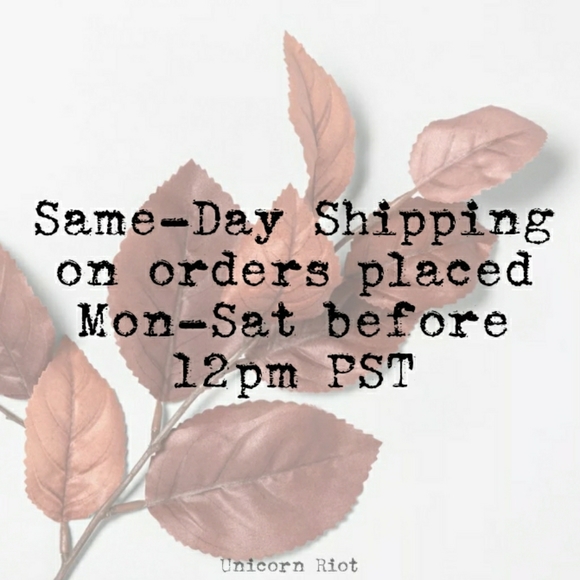 Calvin Klein Pleated Double-Faced Blanket Scarf - Picture 4 of 4